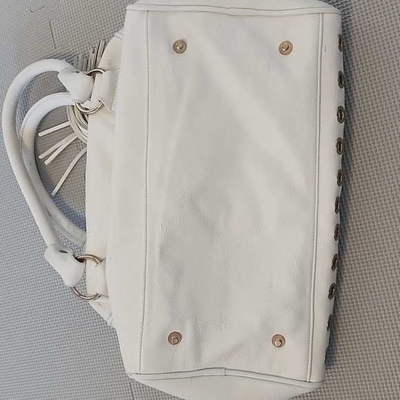 Bag - Picture 2 of 4